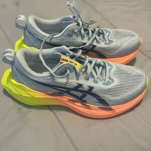 ASICS superblast 2